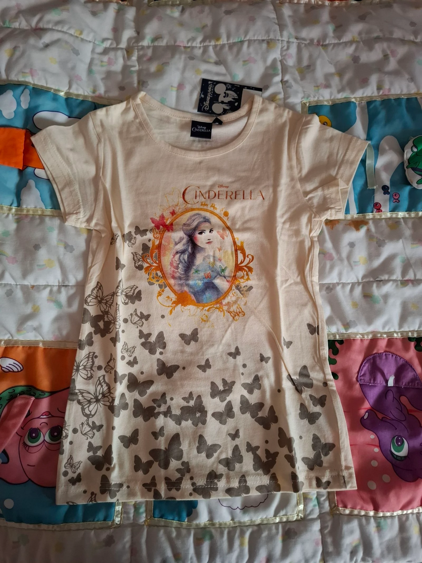T shirt Disneyland Princesse Cendrillon neuf